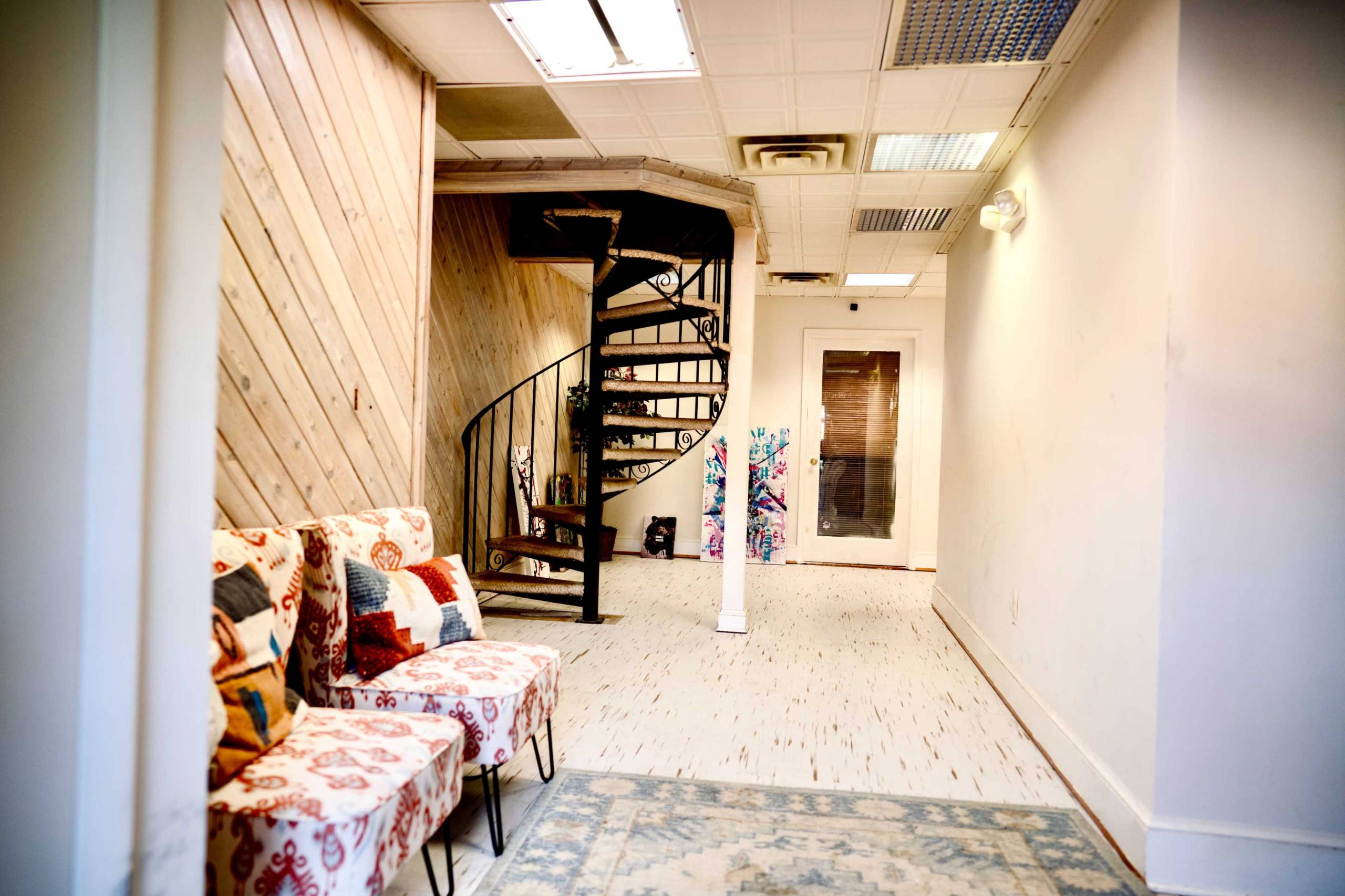 Modern Urban Interior Wallpaper